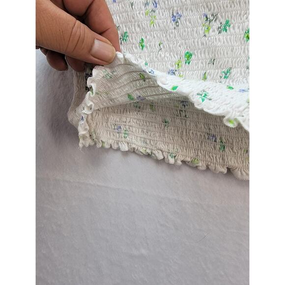 Me to We White Floral Peplum Ruffeel Off Shoulder Top, Size Juniors M - Picture 7 of 11